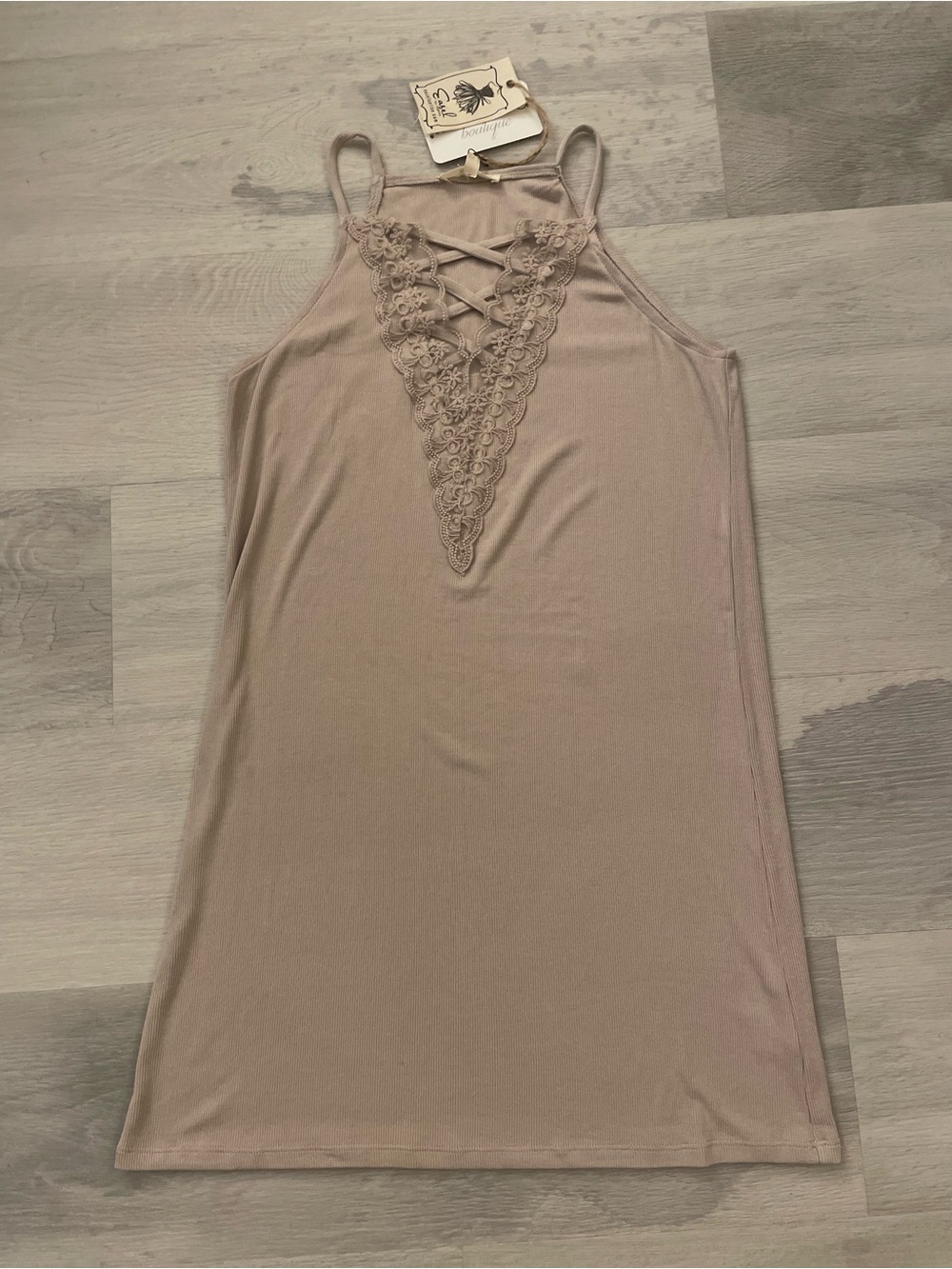 NWT Easel by Anthropologie Sweet Lace Cami Tank ~ Tan ~ Longer Length ~ S